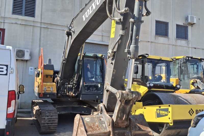 OmecoHub - Immagine VOLVO EC220ENL